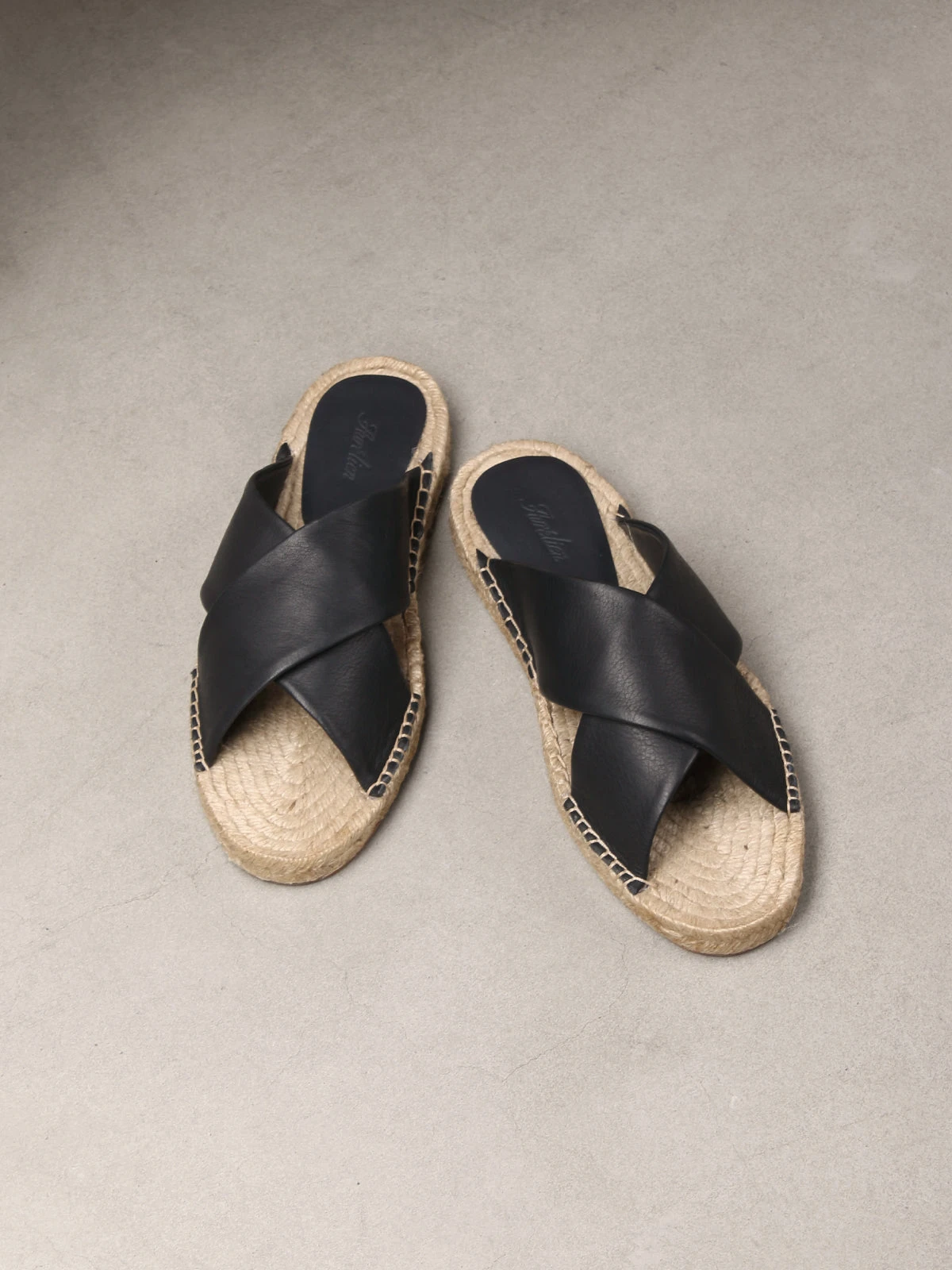 Navy Beachside Sandal 4 Navy Beachside Sandal - Image 2