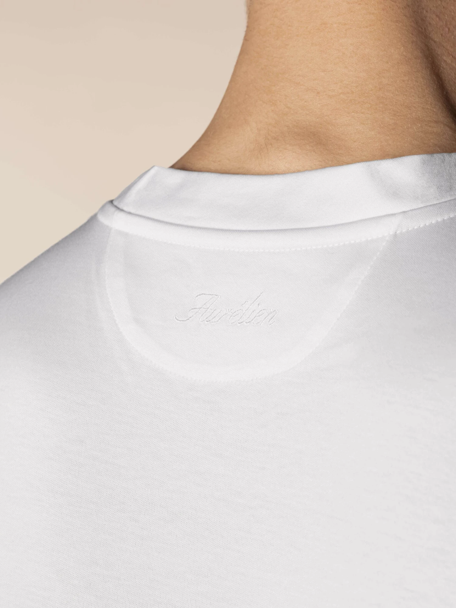 AUR1 T-Shirt White 7 AUR1 T-Shirt White - Image 5