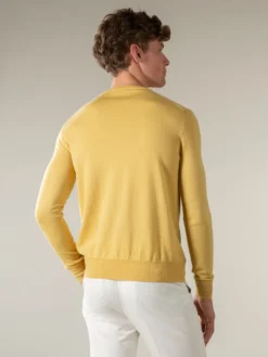 Extrafine Merino Crew Neck Sweater Mustard -Velora Fashion Aurelien Merino Cashwool Made in Italy Sweater crew neck mustard6