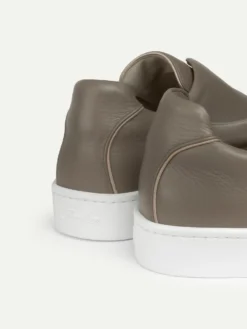 Taupe Grain AUR3 Sneaker 9 Taupe Grain AUR3 Sneaker -Velora Fashion Aurelien aur3 sneaker grain leather men taupe5 scaled