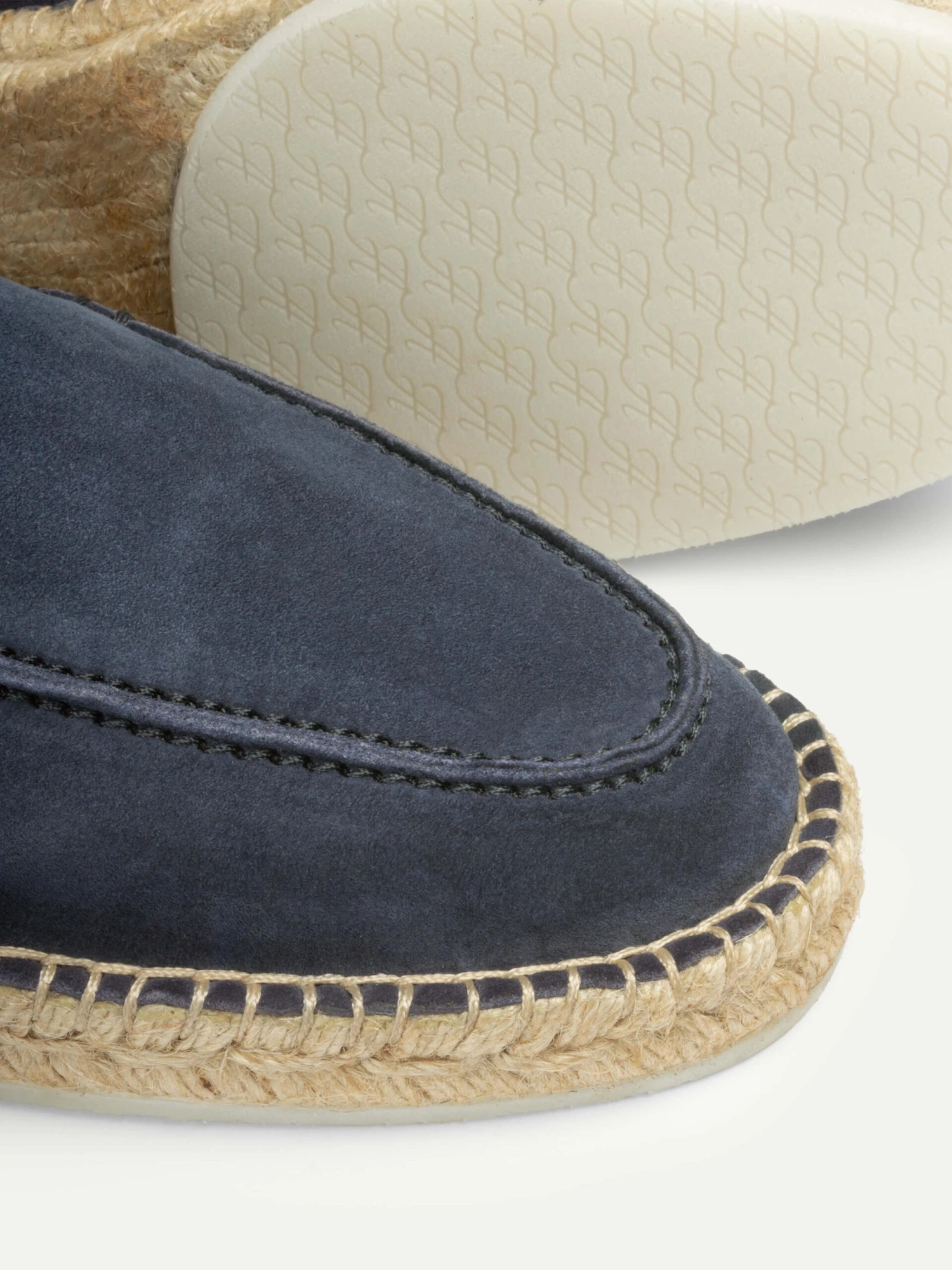 Navy Beachside Mule 4 Navy Beachside Mule - Image 2