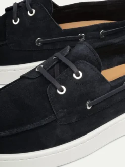 Navy Boat Sneaker 10 Navy Boat Sneaker -Velora Fashion Aurelien boat sneaker softey suede men navy 4 e6c5be59 a1ff 4a19 8019 1ac2c3d2d45e scaled