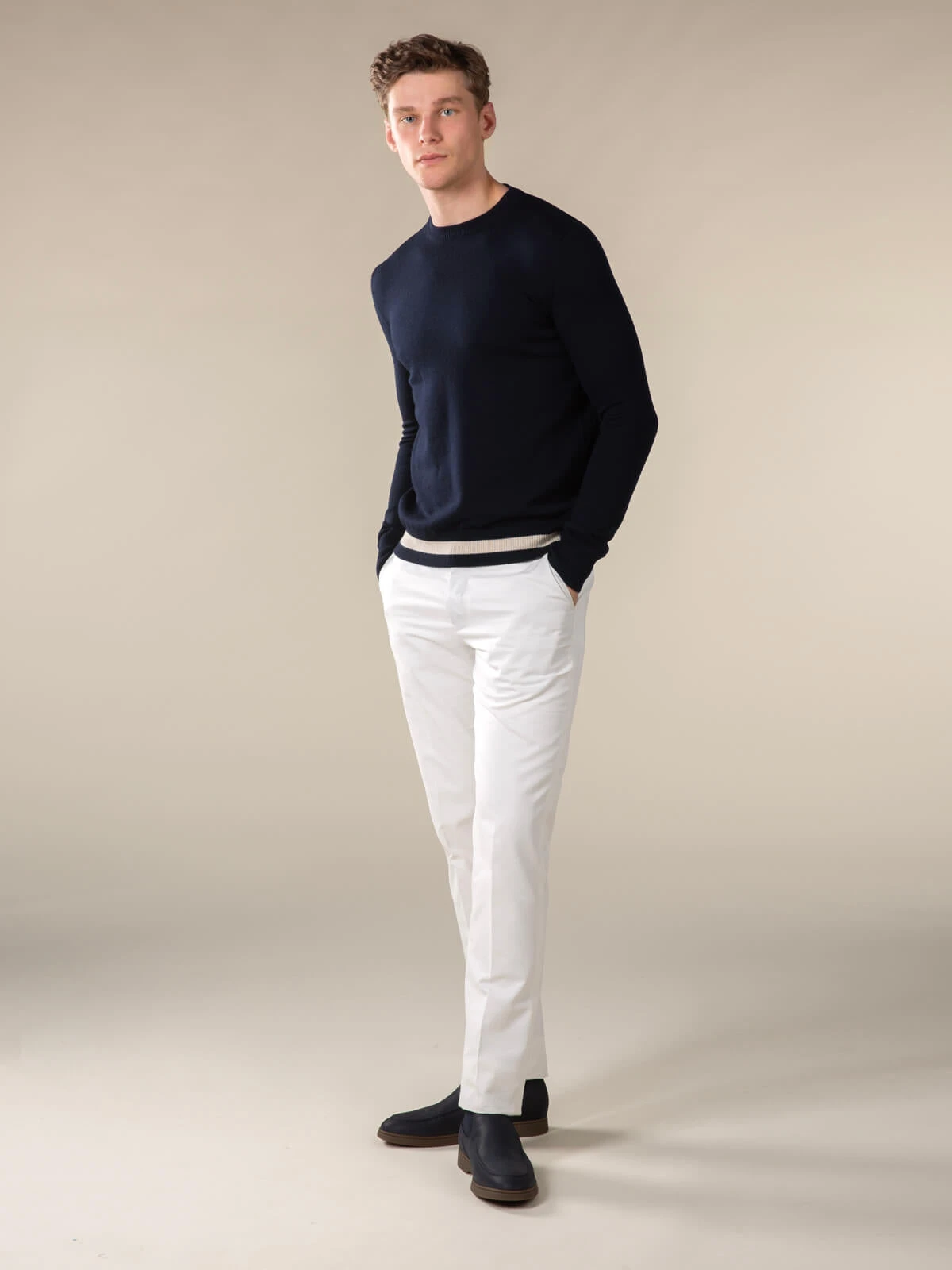 AUR1 Sweater Navy 9 AUR1 Sweater Navy - Image 7