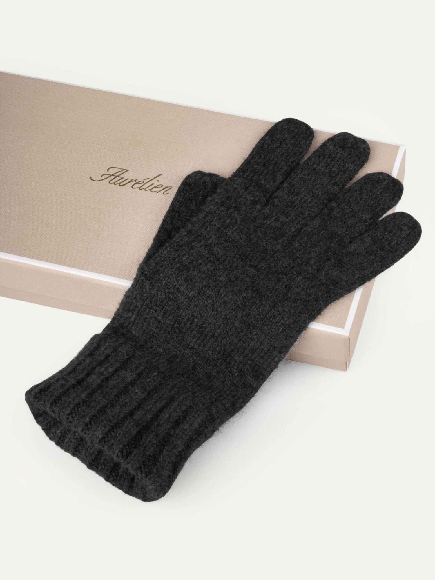 Black Wintertime Gloves 4 Black Wintertime Gloves - Image 2