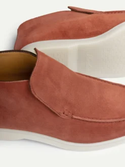 Velora Fashion -Velora Fashion Aurelien lady city loafer softey suede maroon women 2 scaled