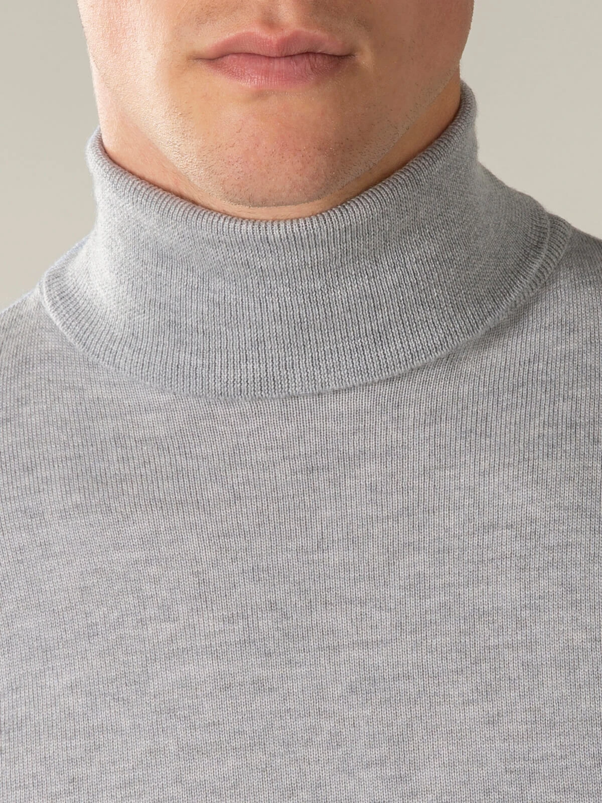 Extrafine Merino Rollneck Light Grey 5 Extrafine Merino Rollneck Light Grey - Image 3