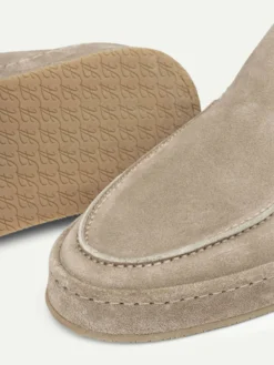 Light Grey Voyager City Loafer -Velora Fashion Aurelien voyager city loafer softey light grey suede men 2 scaled