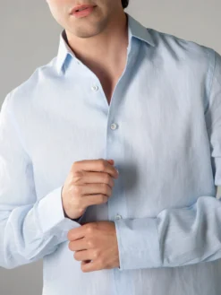 Light Blue Linen Seaside Shirt -Velora Fashion aurelien linen shirt overhemd linnen heren light blue 9 20f65431 12f0 4745 8ecc 1b244c30d06a