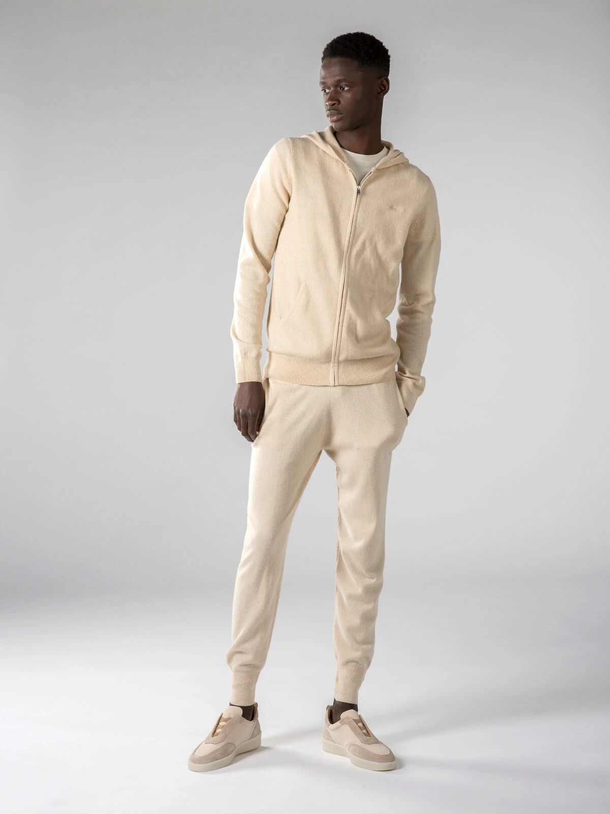 Light Beige Zipper Vest 9 Light Beige Zipper Vest - Image 7