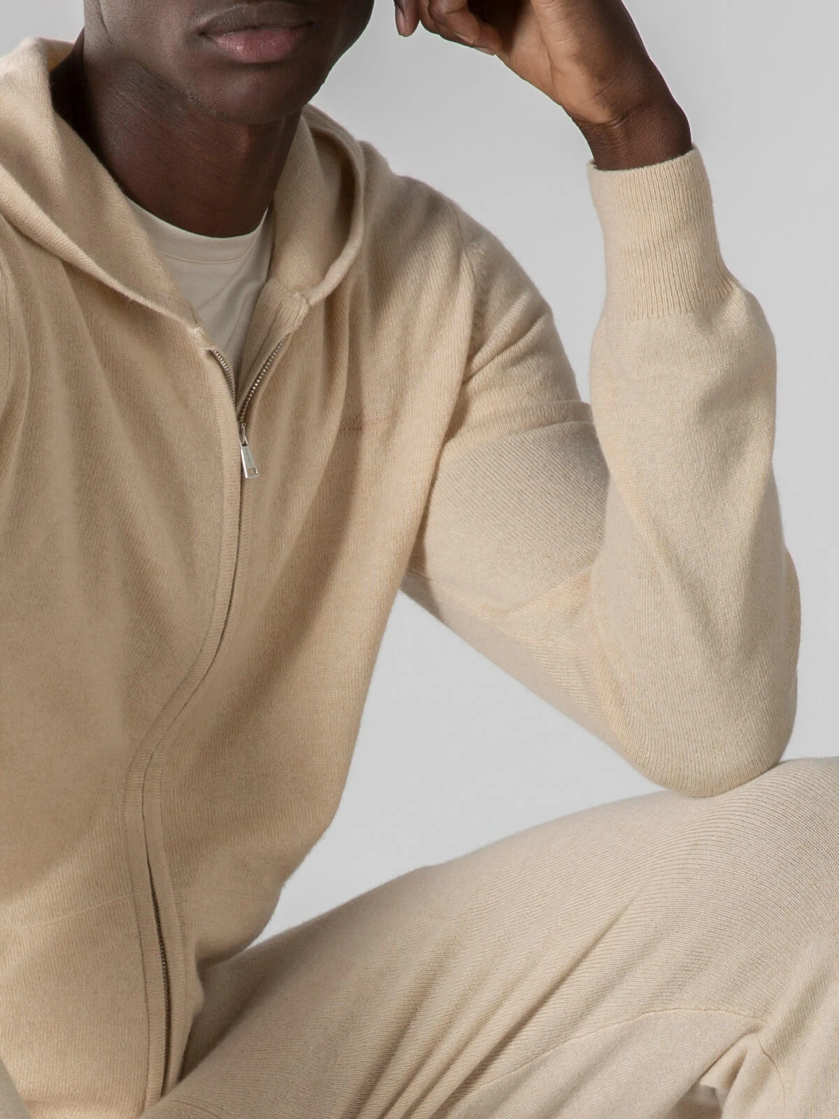 Light Beige Zipper Vest 6 Light Beige Zipper Vest - Image 4