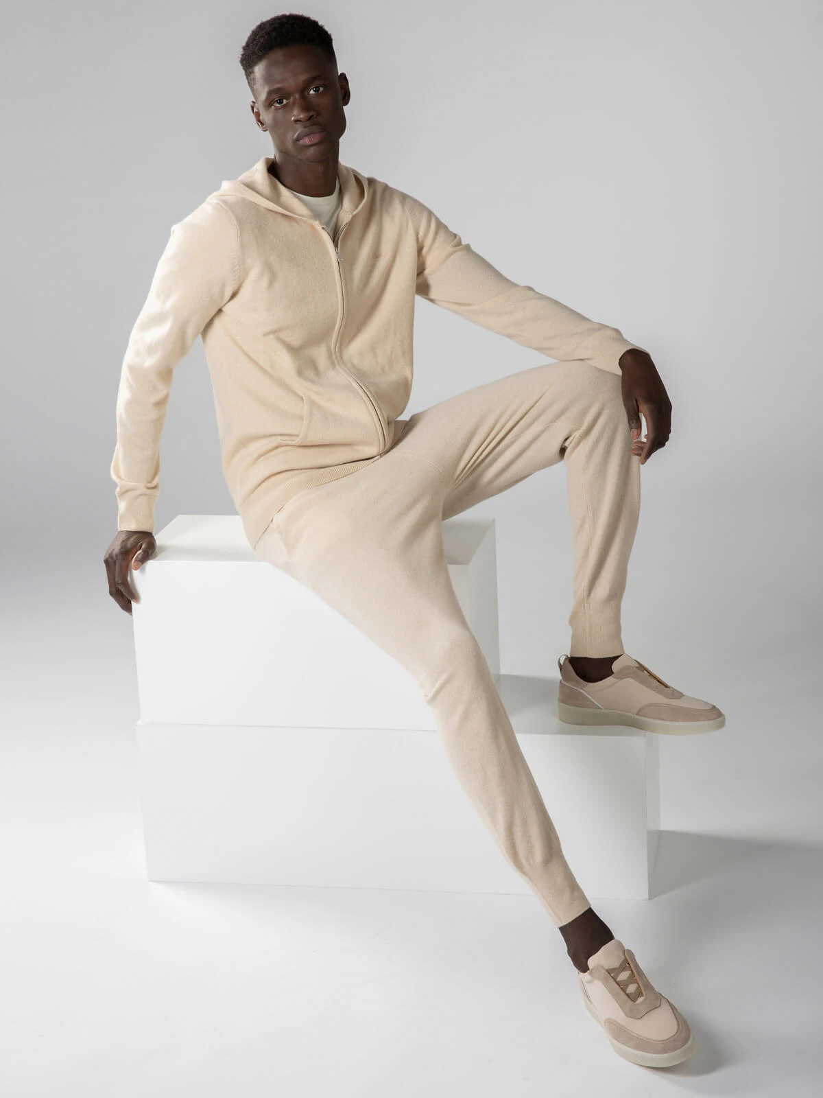 Light Beige Zipper Vest 7 Light Beige Zipper Vest - Image 5