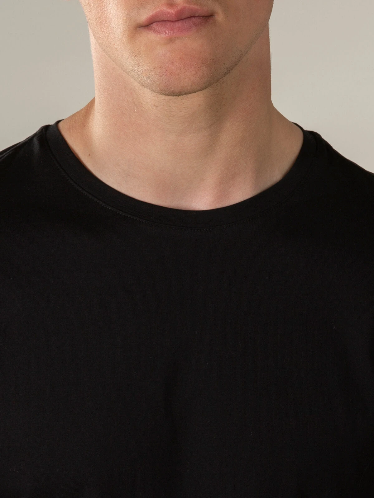 Black Classic T-Shirt 5 Black Classic T-Shirt - Image 3